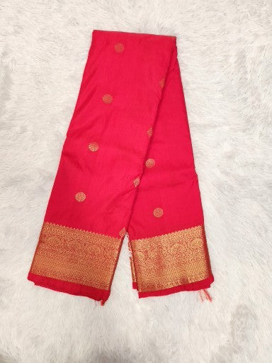 Red Semi Kaanchi Saree with Gold Zari & Small Butta Design