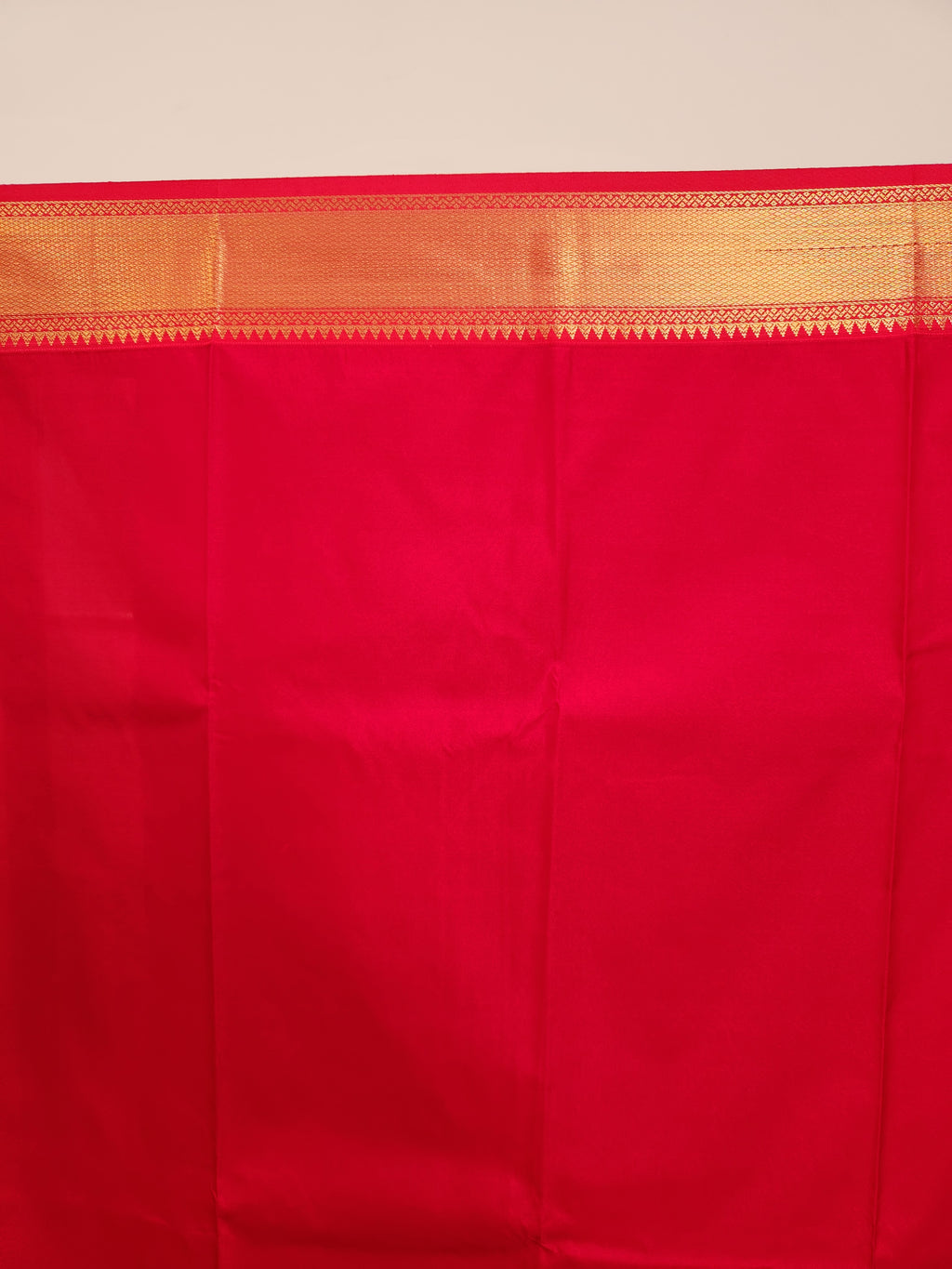 Lavender Semi Kanchi Saree with Gold Zari & Red Pallu