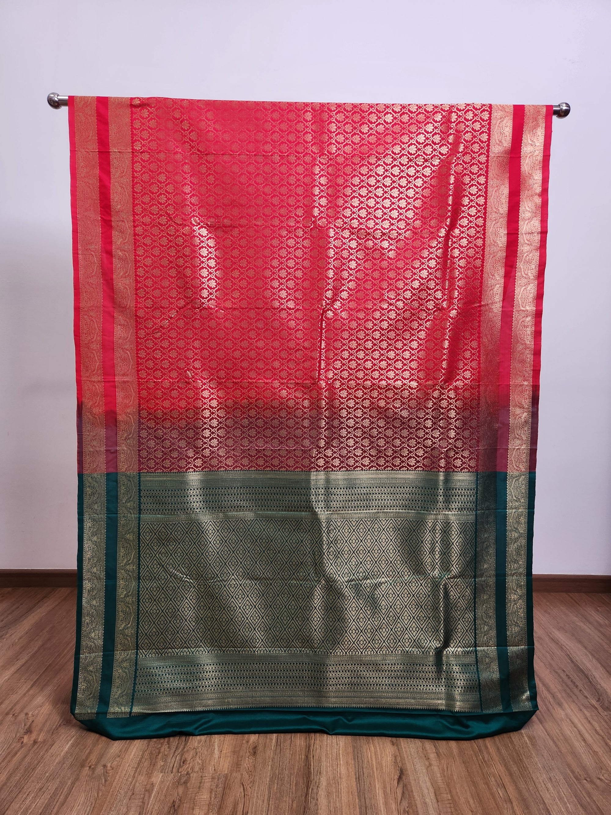 Red Semi Kaanchi Saree with Gold Zari & Small Butta Design