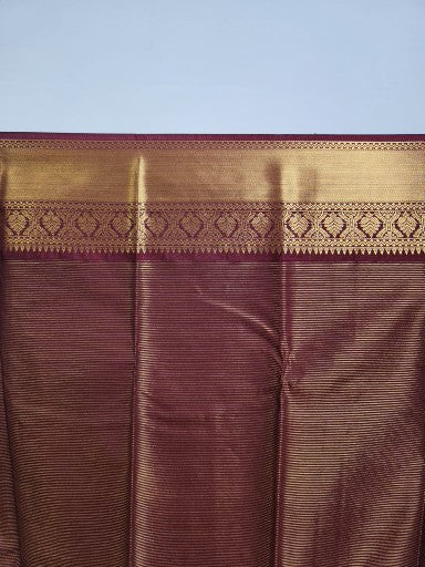 Pistachio Green Semi Kaanchi Saree with Gold Zari & Small Butta Design