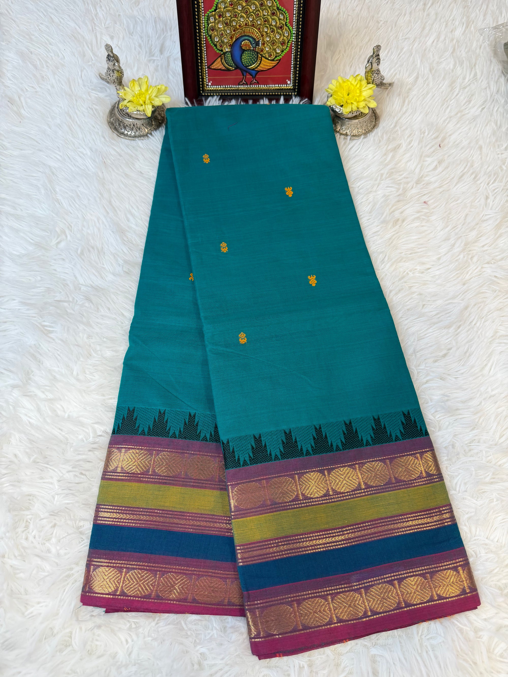 100 Counts Peacock Green Dual Tone Kanchi Cotton Saree w Small Butta