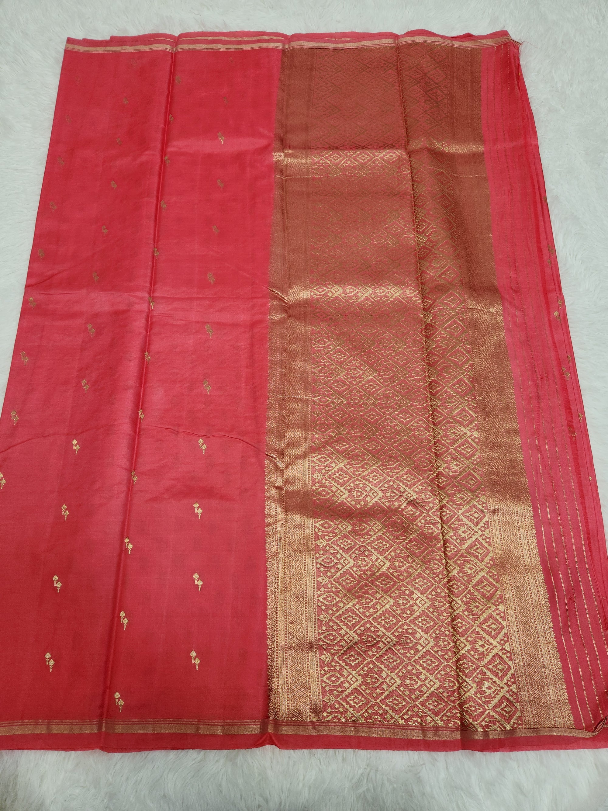 Peach Soft Silk Saree with Vel Butta