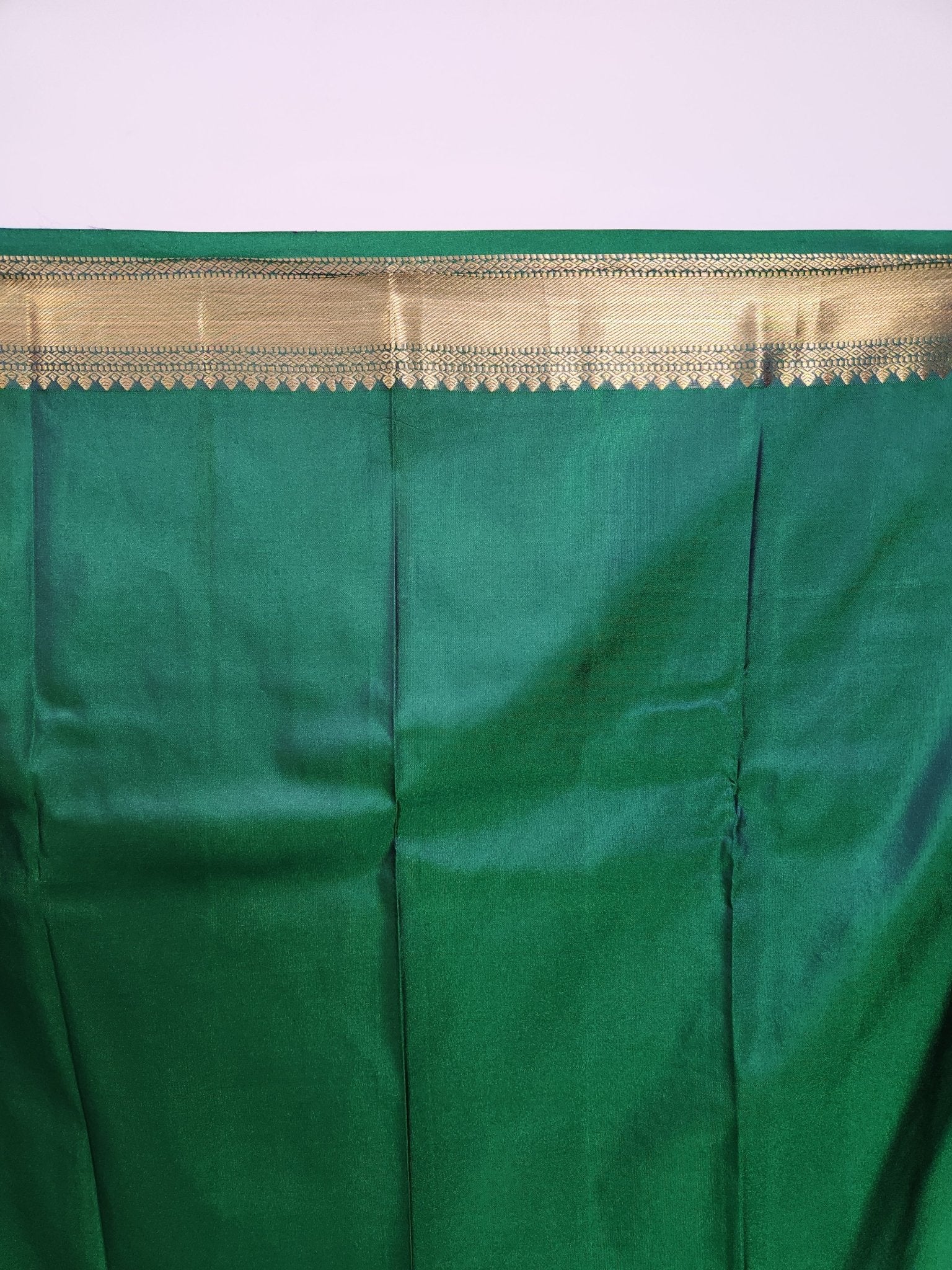 Emerald Green Semi Kanchi Saree with Gold Zari & Chakram Butta - Urban Weave Sarees