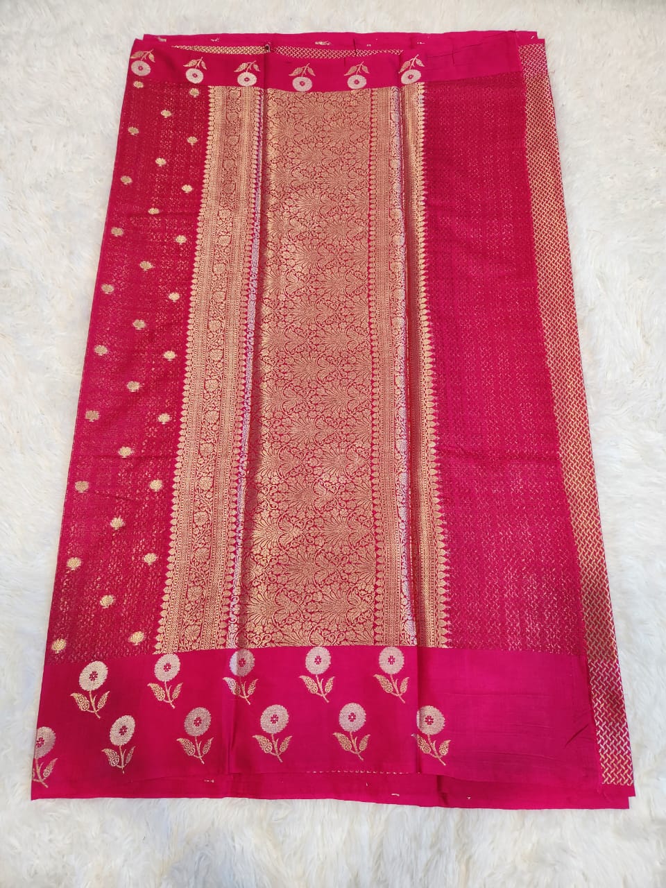 Raani Pink Soft Silk Saree with Copper Zari & Flower Butta with Straight Lines Design - Urban Weave Sarees