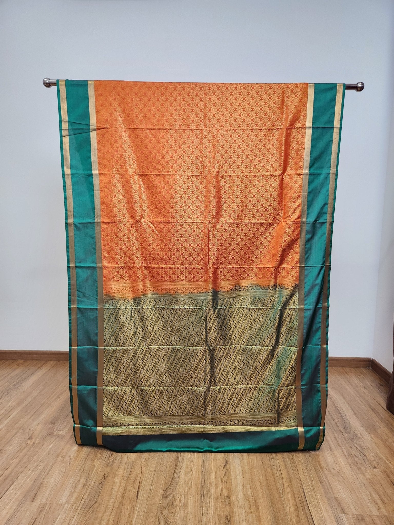 SEMI KAANCHI 97 - Urban Weave Sarees