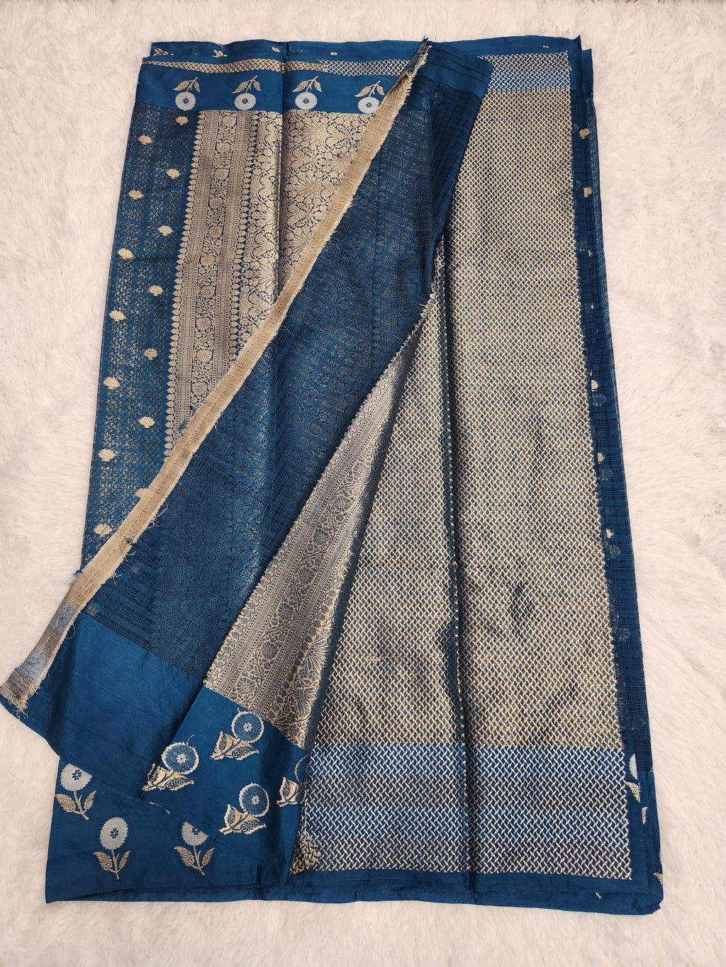 SOFT SILK 27 - Urban Weave Sarees