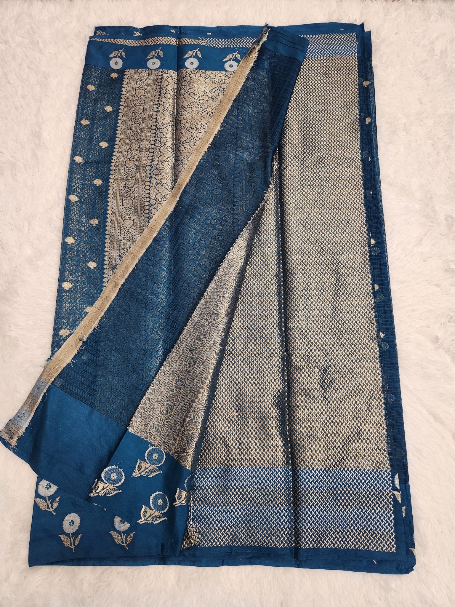 SOFT SILK 27 - Urban Weave Sarees