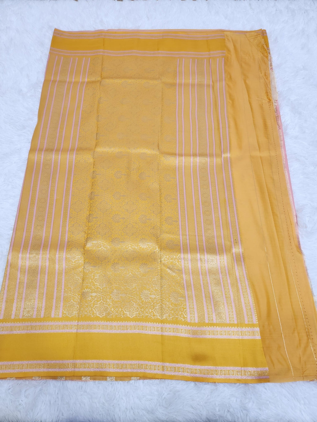 SOFT SILK 40 - Urban Weave Sarees